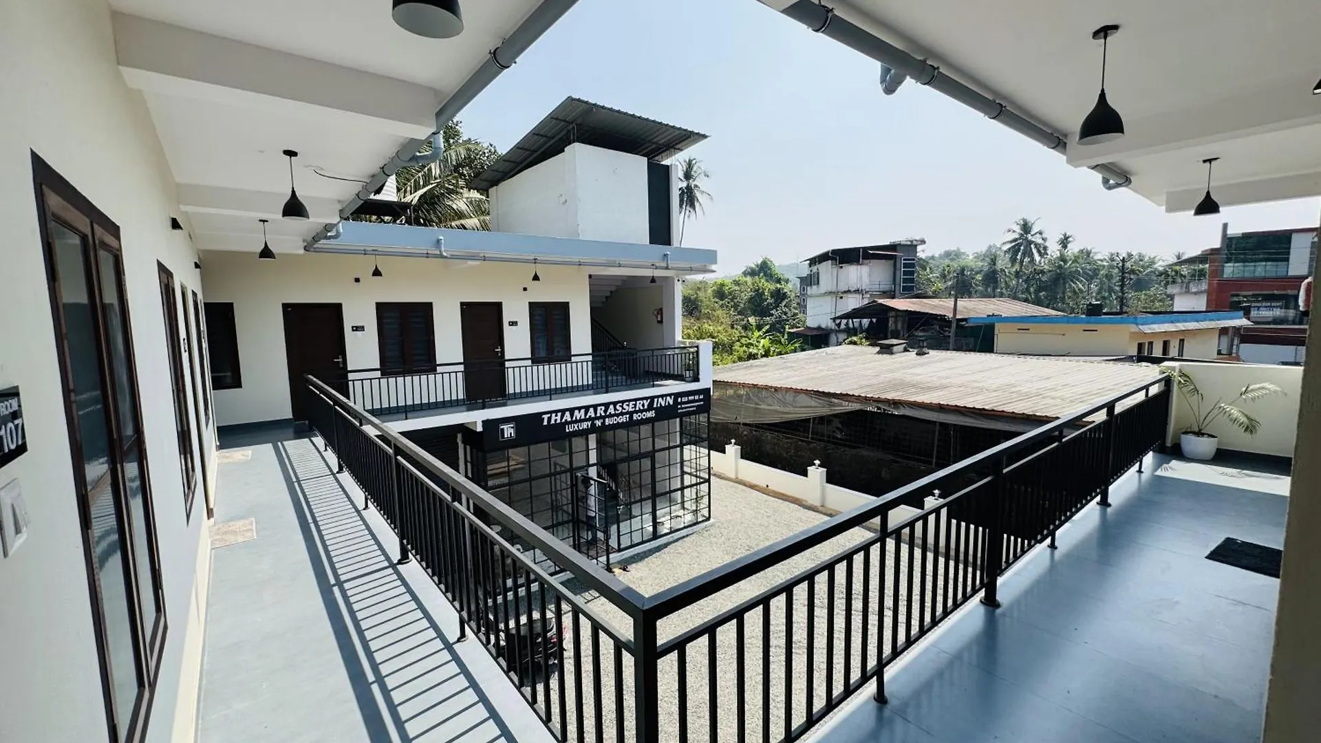 Hotel Thamarassery Inn Luxury And Budget Rooms